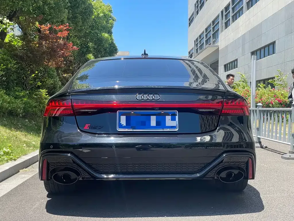 Audi A7 — фото 6