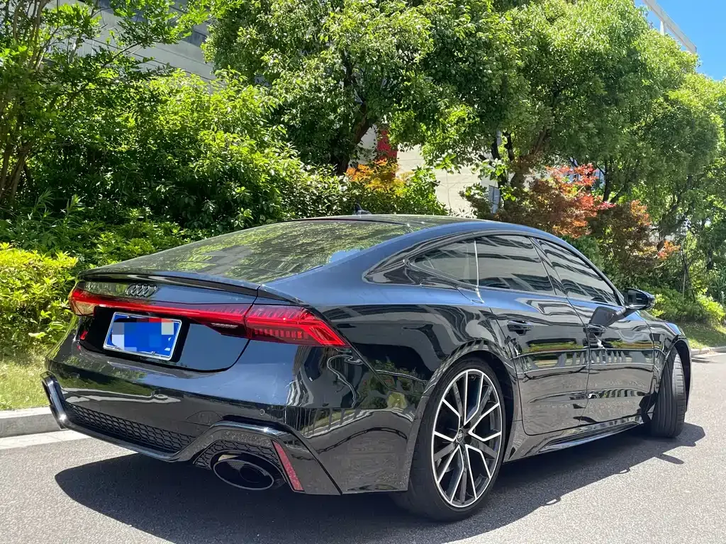 Audi A7 — фото 9