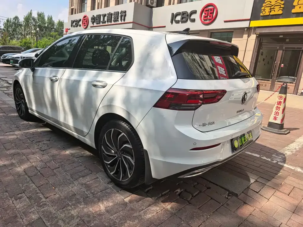 Volkswagen Golf 2021 из CN, фото 4