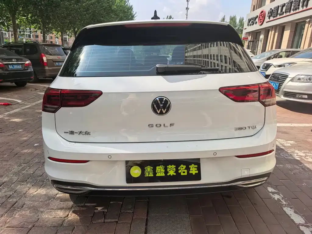 Volkswagen Golf 2021 из CN, фото 10