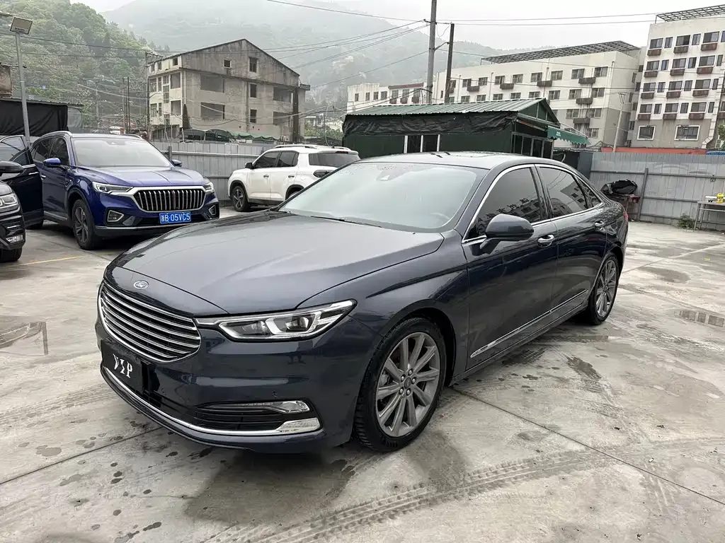 Ford Taurus