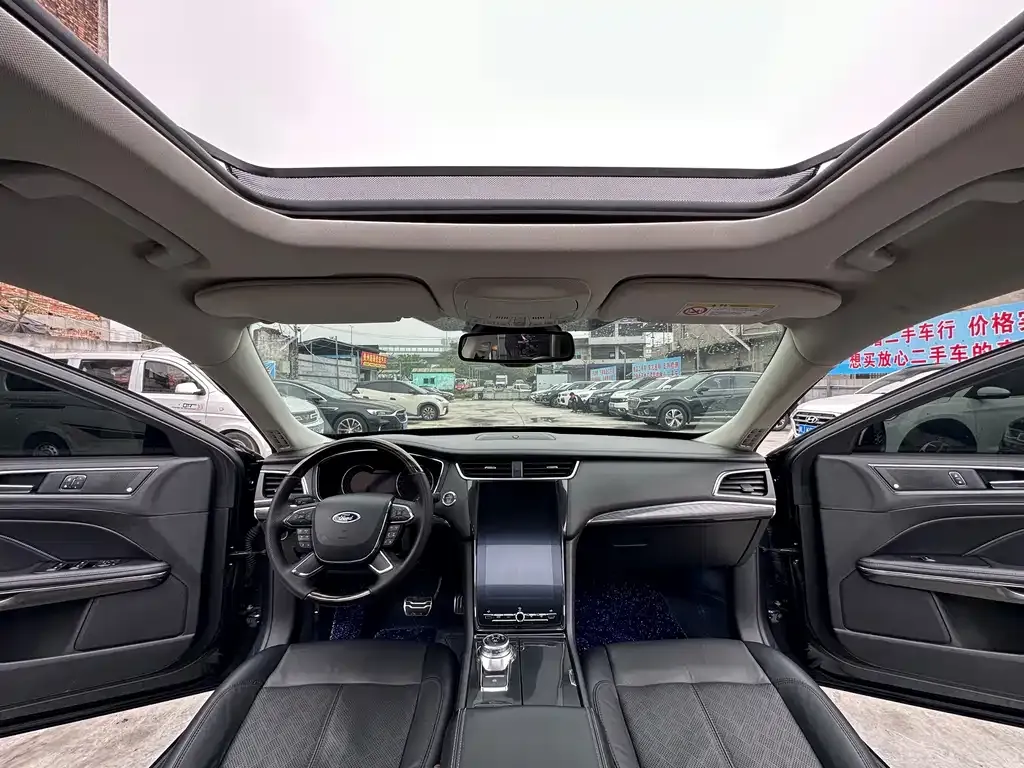 Ford Taurus 2021 из CN, фото 2