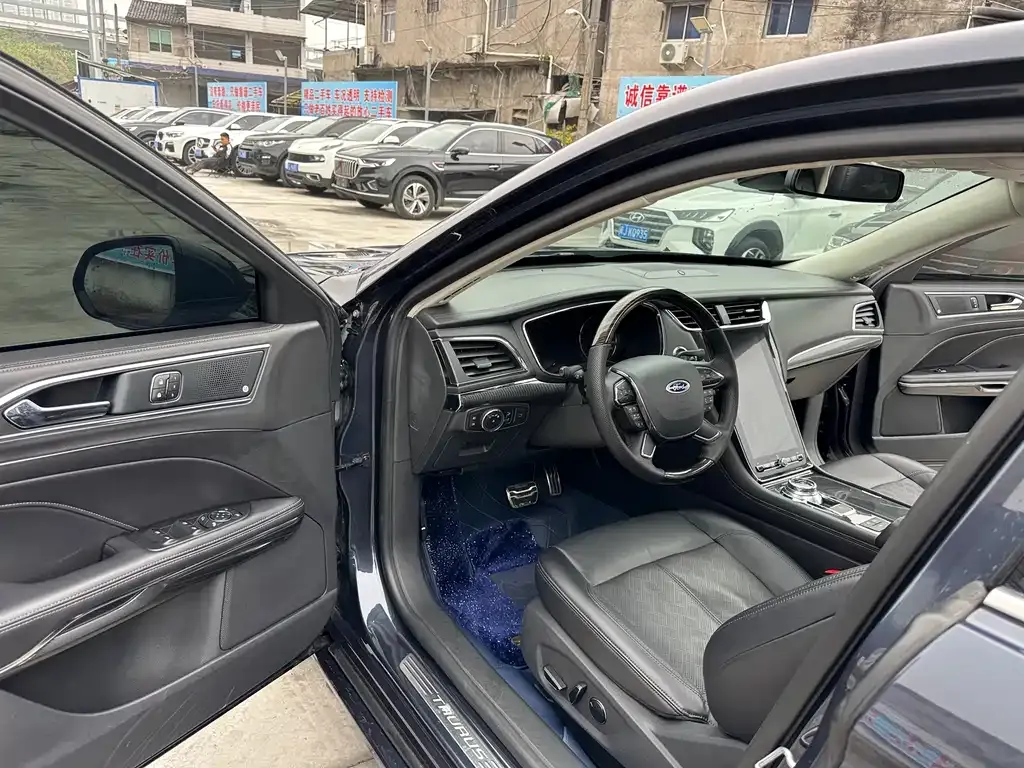Ford Taurus 2021 из CN, фото 5