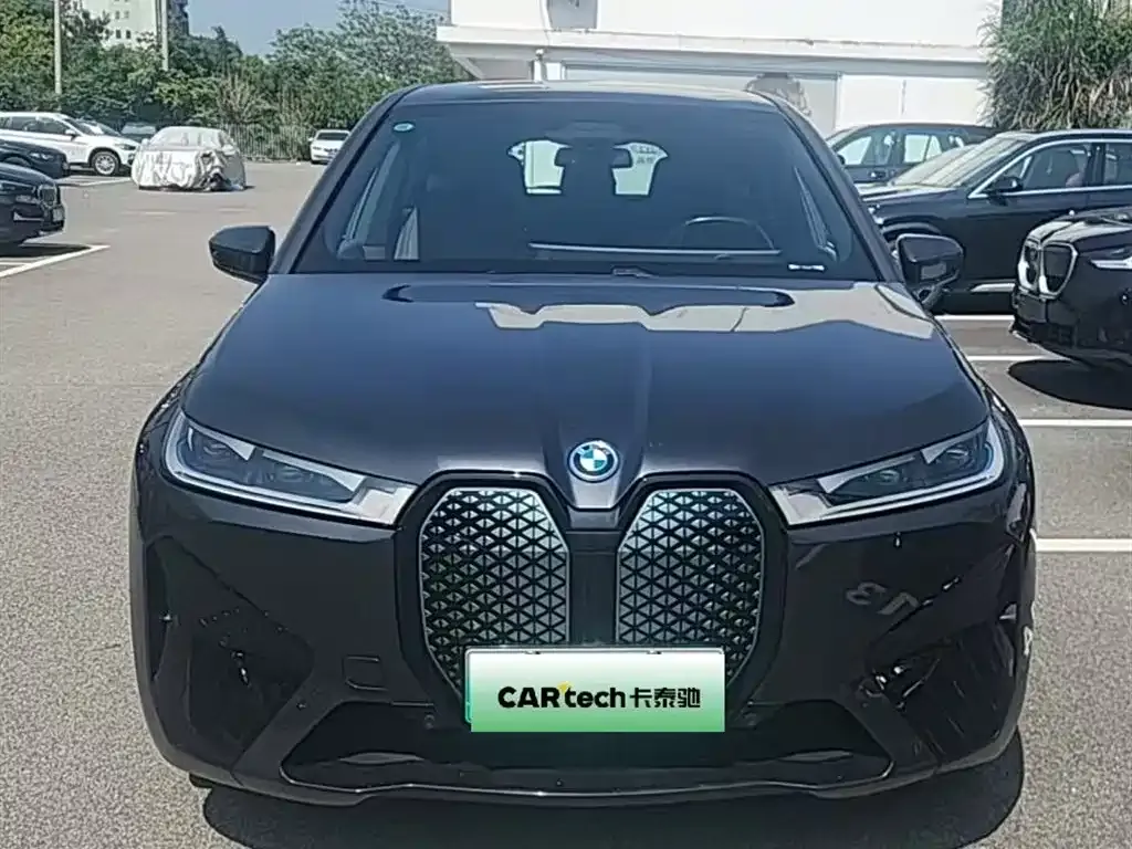 BMW iX 2023 из CN, фото 8