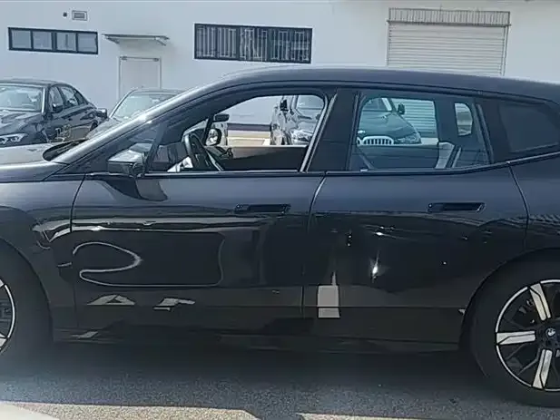 BMW iX 2023 из CN, фото 5