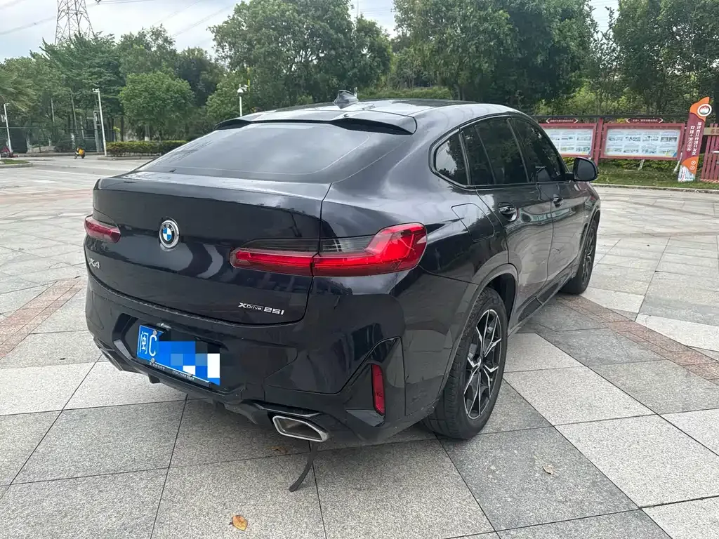 BMW X4 — фото 3
