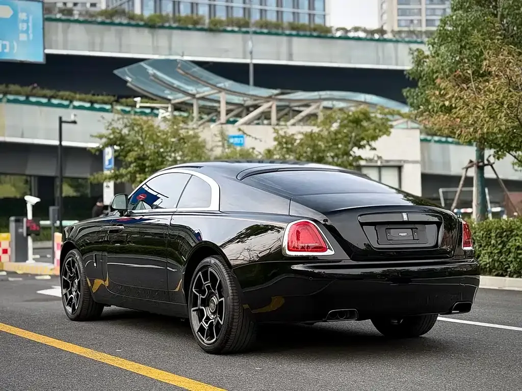Rolls-Royce Wraith — фото 10
