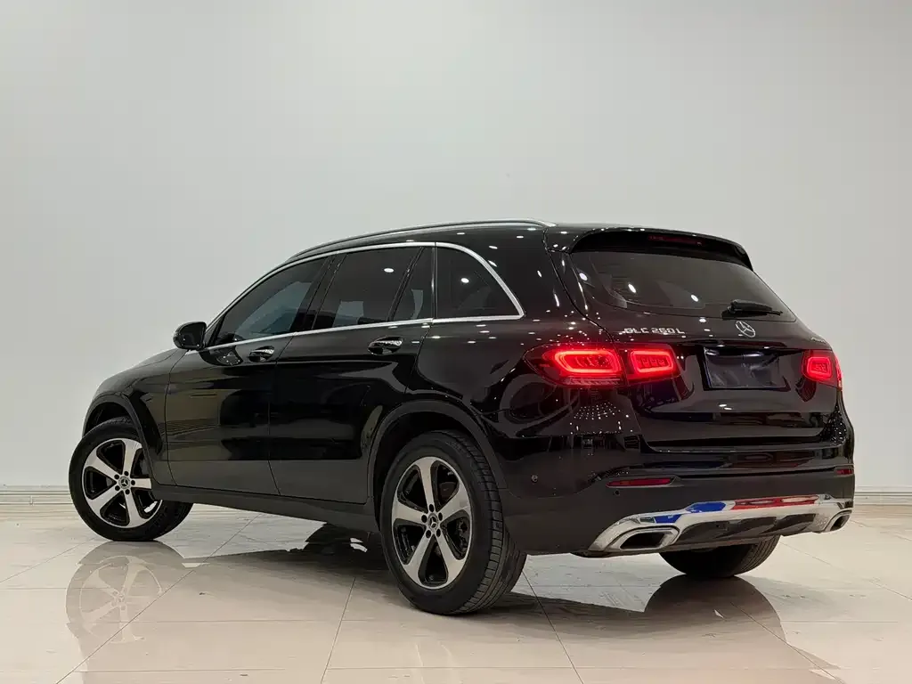 Mercedes-Benz GLC — фото 10