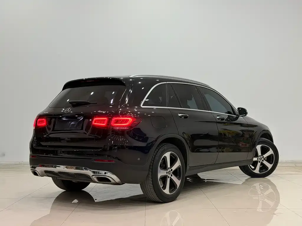 Mercedes-Benz GLC — фото 6