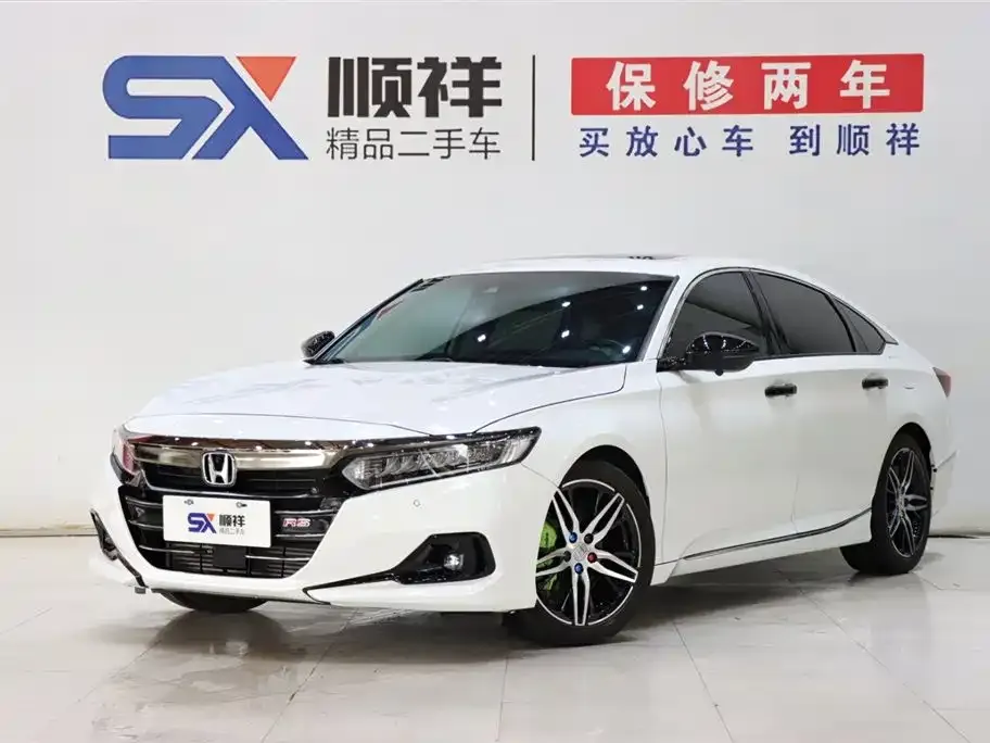 Honda Accord — фото 1