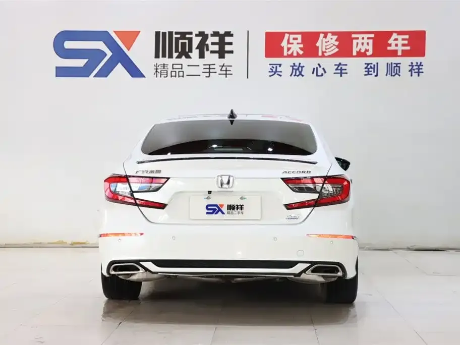 Honda Accord — фото 6