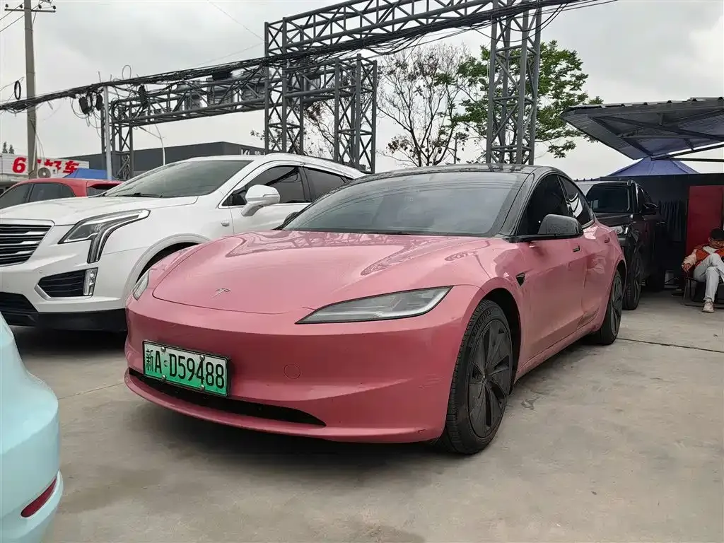 Tesla Model 3 — фото 3