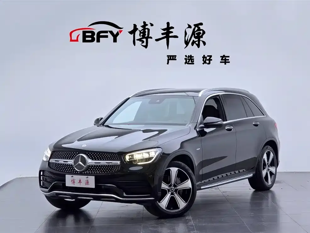 Mercedes-Benz GLC — фото 1