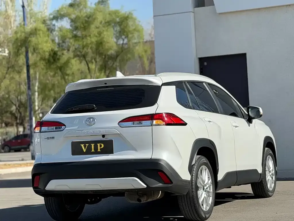Toyota Corolla Cross 2023 из CN, фото 6