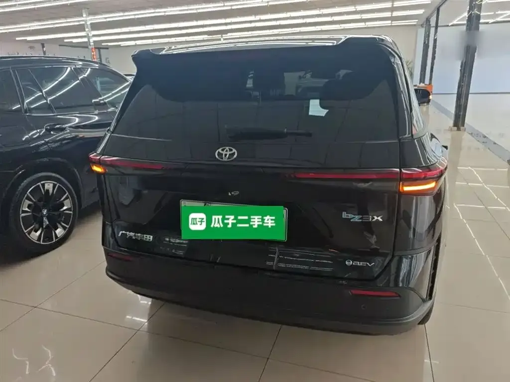 Toyota Platinum 3X 2025 из CN, фото 6