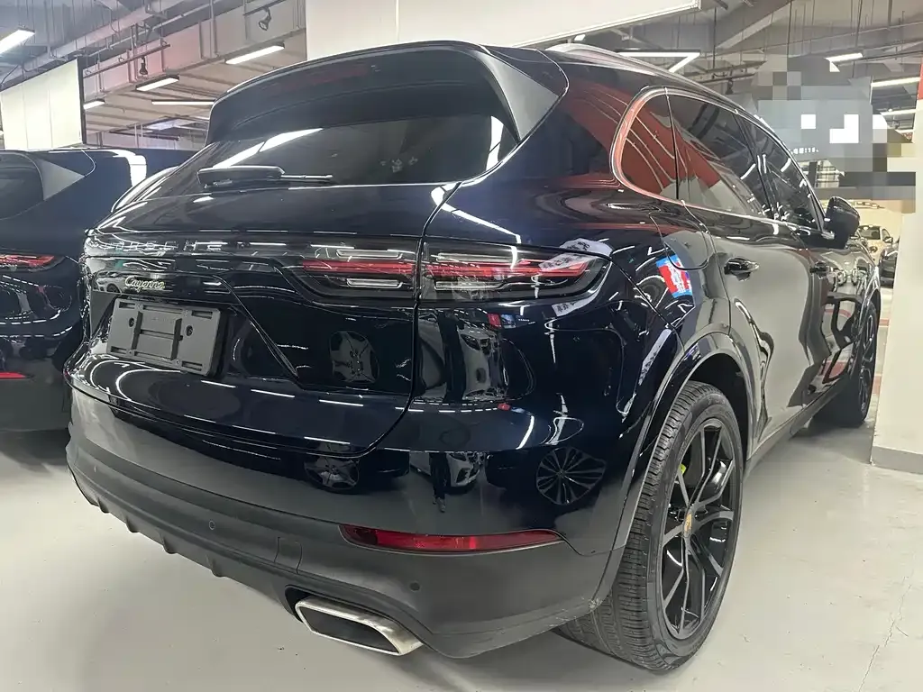 Porsche Cayenne Hybrid 2021 из CN, фото 2