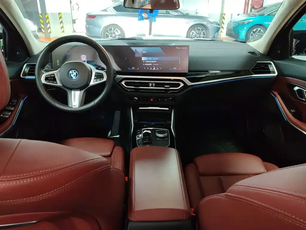 BMW i3 — фото 10