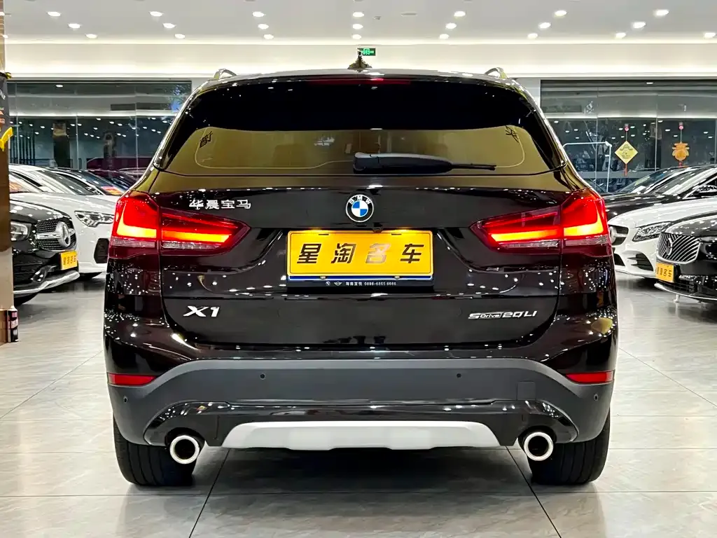 BMW X1 — фото 5
