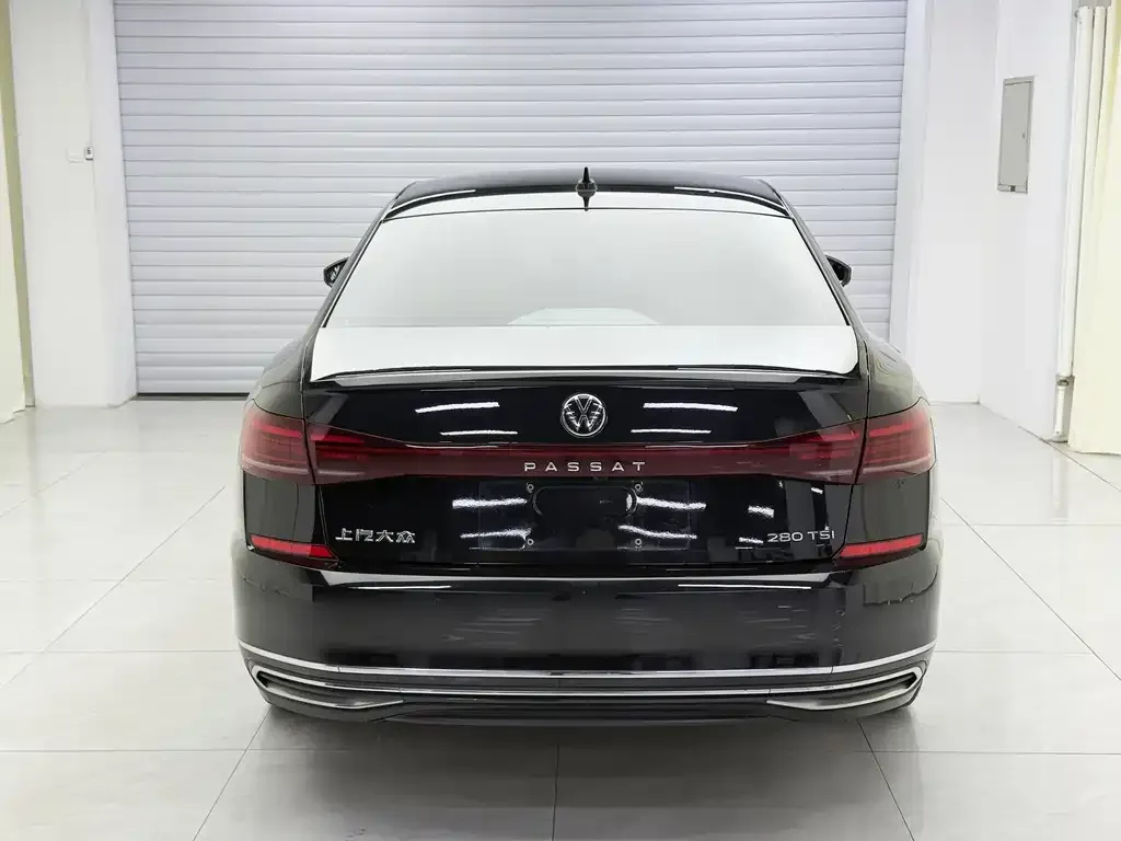 Volkswagen Passat — фото 2