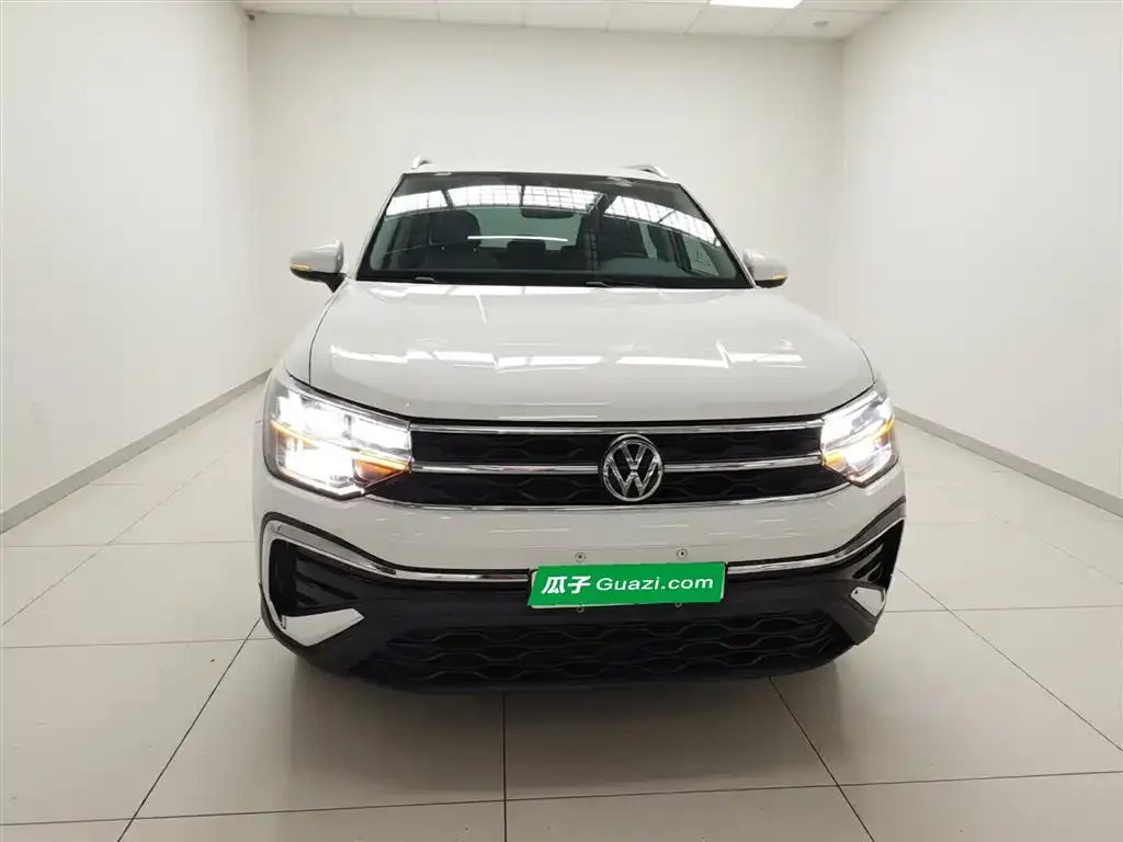 Volkswagen Tharu — фото 2
