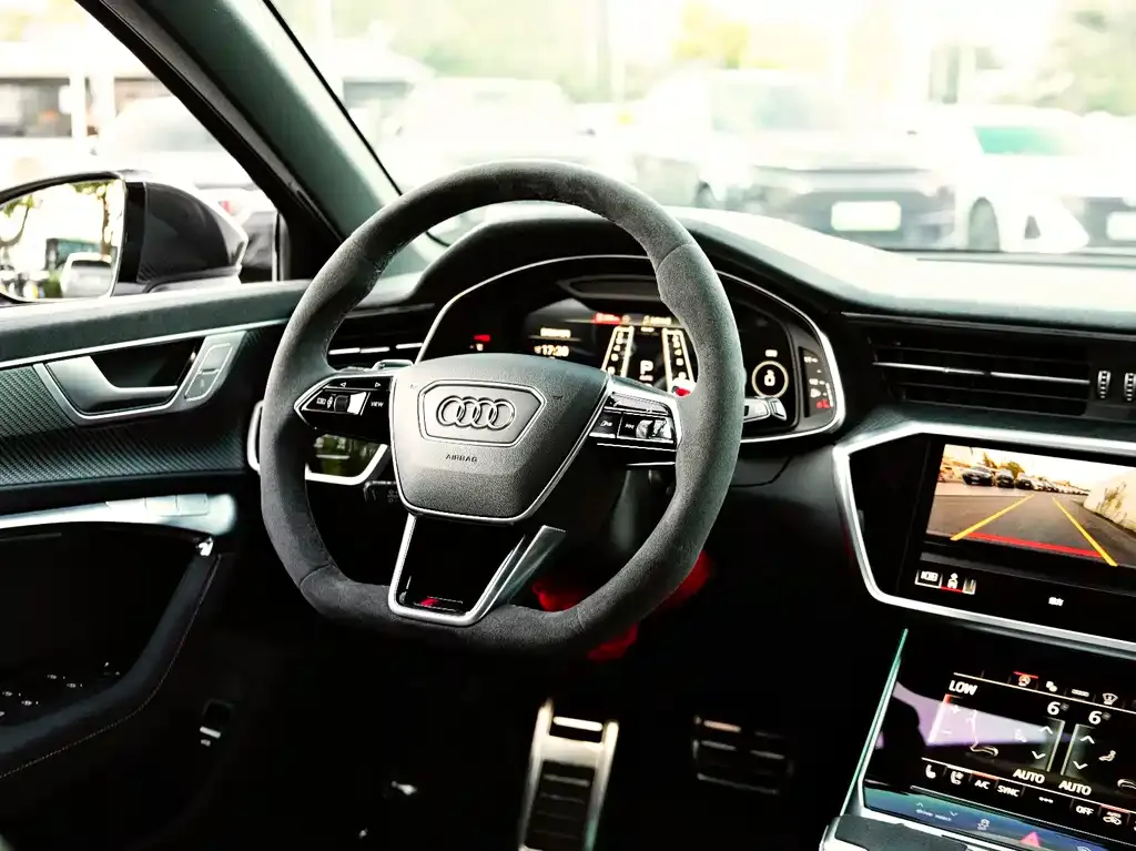 Audi RS 6 2025 из CN, фото 8