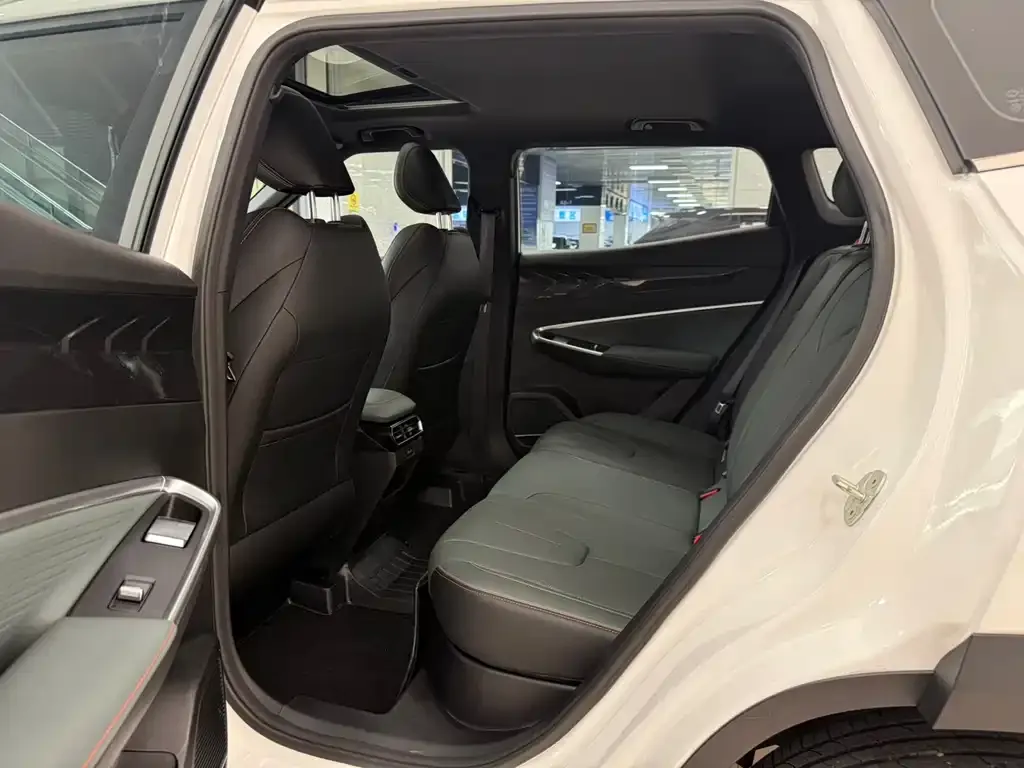Geely Boyue 2024 из CN, фото 9