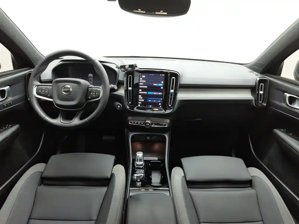 Volvo XC40 2022 из CN, фото 10