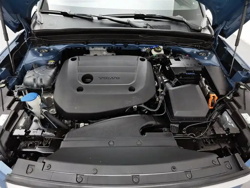 Volvo XC40 2022 из CN, фото 6