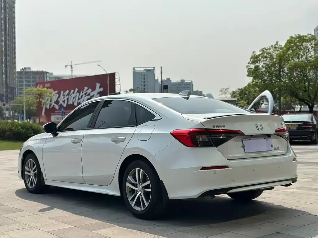 Honda Civic — фото 6