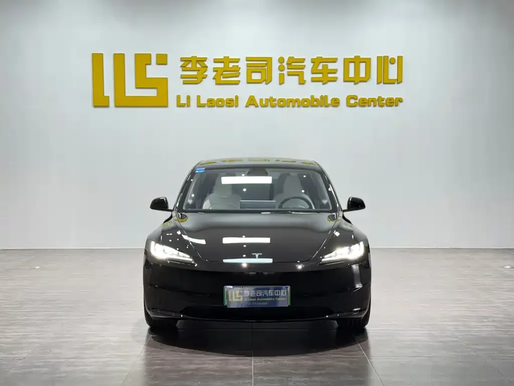 Tesla Model 3 2025 из CN, фото 2