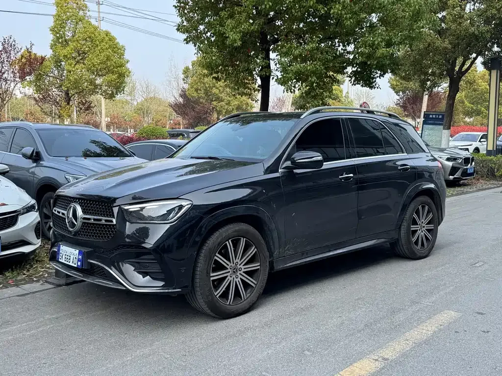 Mercedes-Benz GLE — фото 1