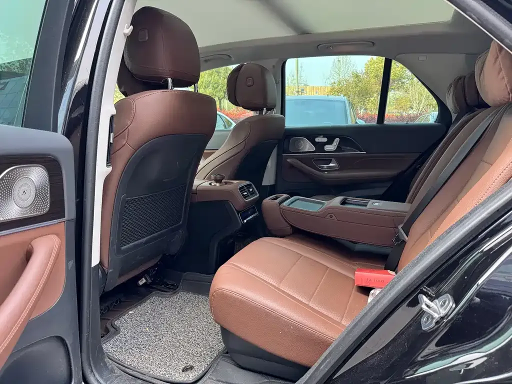 Mercedes-Benz GLE — фото 6