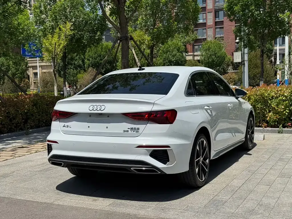 Audi A3 — фото 3