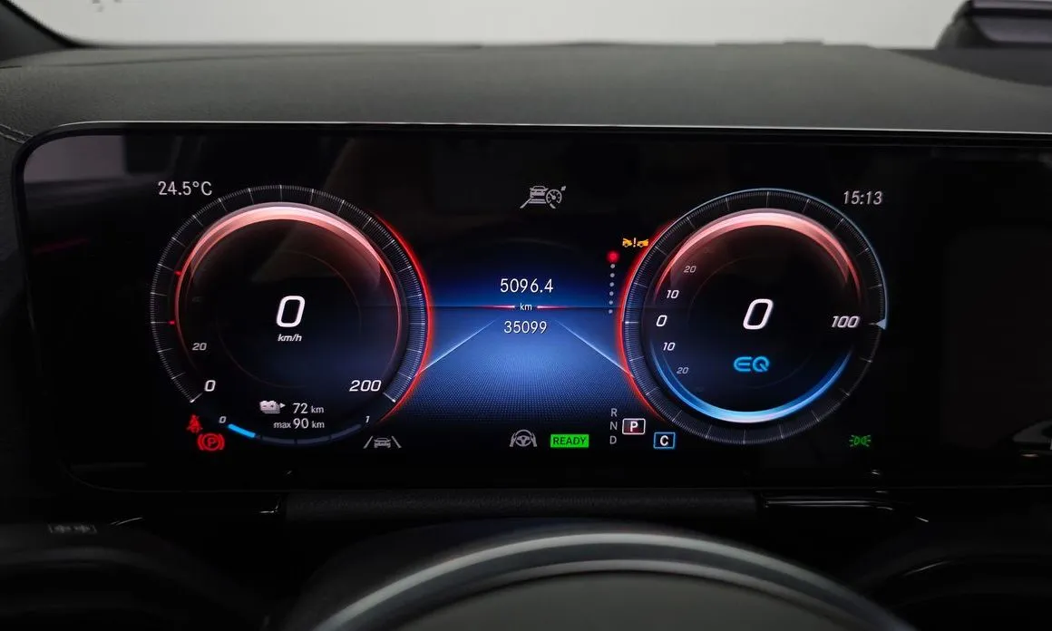 Mercedes-Benz EQA 2023 из KR, фото 3