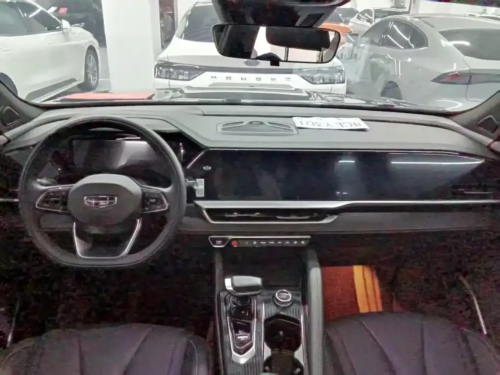 Geely Xingyue L — фото 10