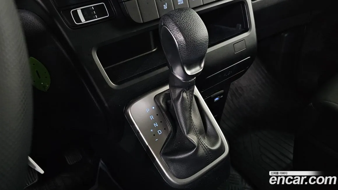 Hyundai Staria — фото 4