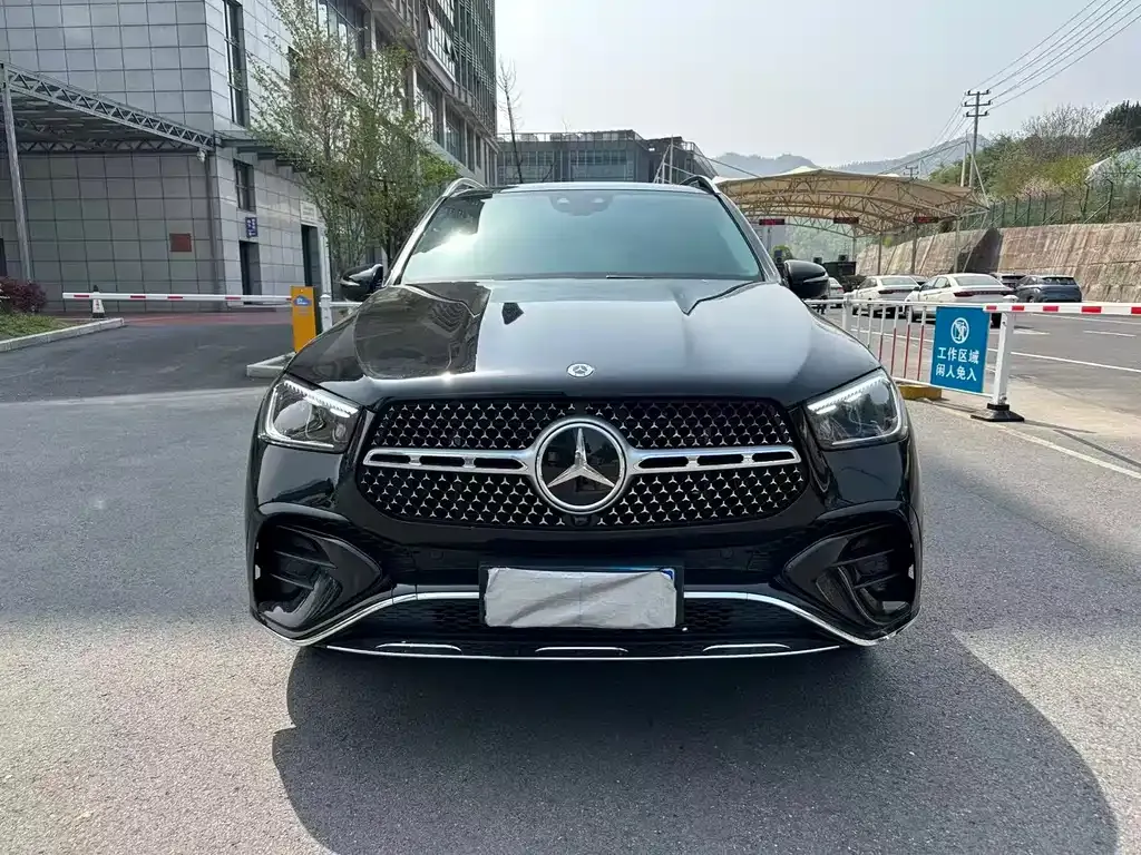 Mercedes-Benz GLE — фото 10