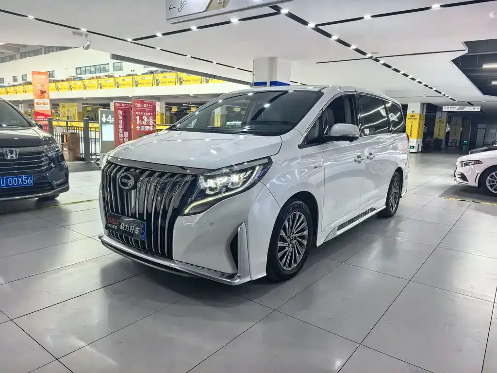 GAC Motor Trumpchi M8 — фото 1