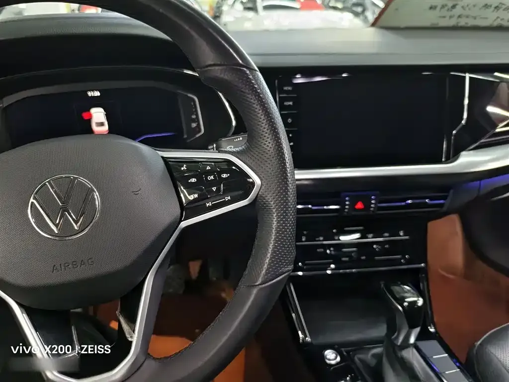 Volkswagen Passat — фото 10