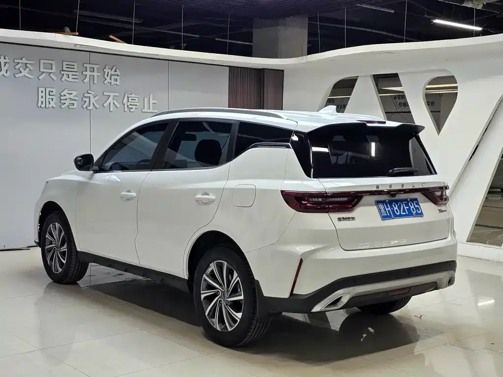 Geely Vision X6 — фото 6