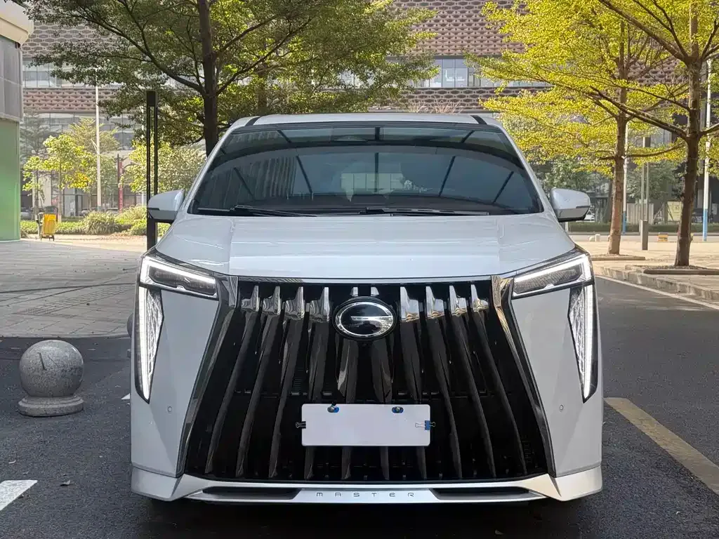 GAC Motor Trumpchi M8 — фото 8