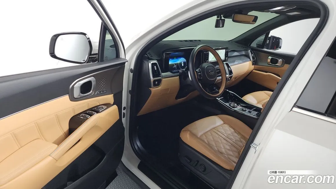 Kia Sorento — фото 8