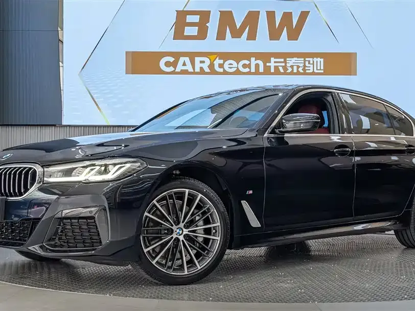 BMW 5 Series — фото 1
