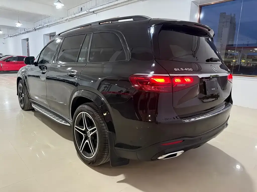 Mercedes-Benz GLS — фото 10