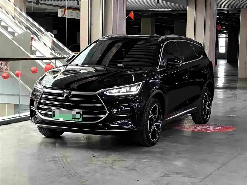 BYD Tang New Energy — фото 1