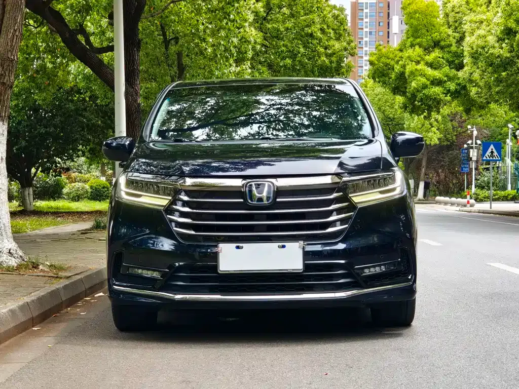 Honda Odyssey — фото 4