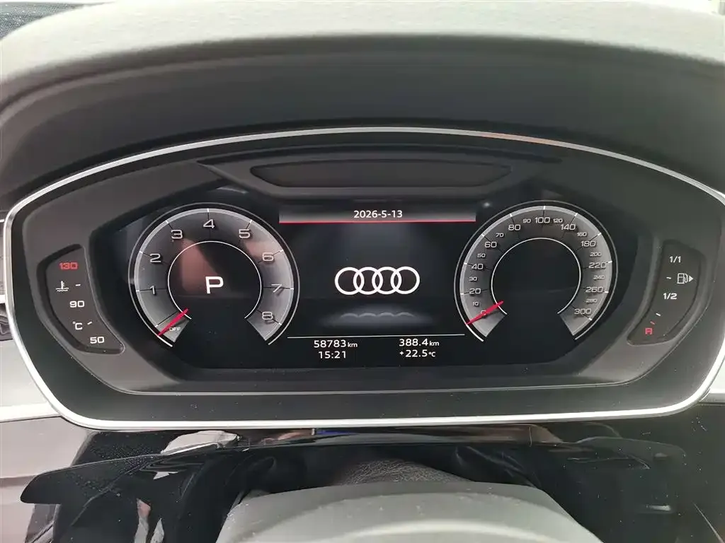 Audi A8 — фото 3