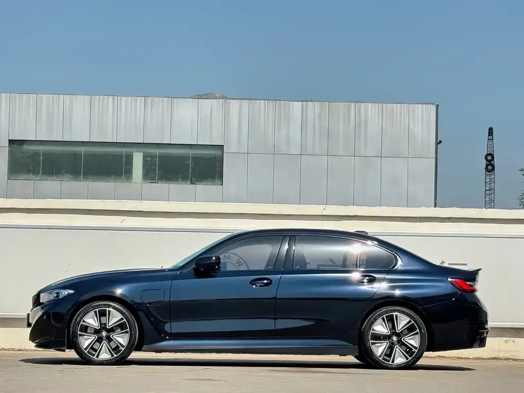 BMW i3 — фото 4