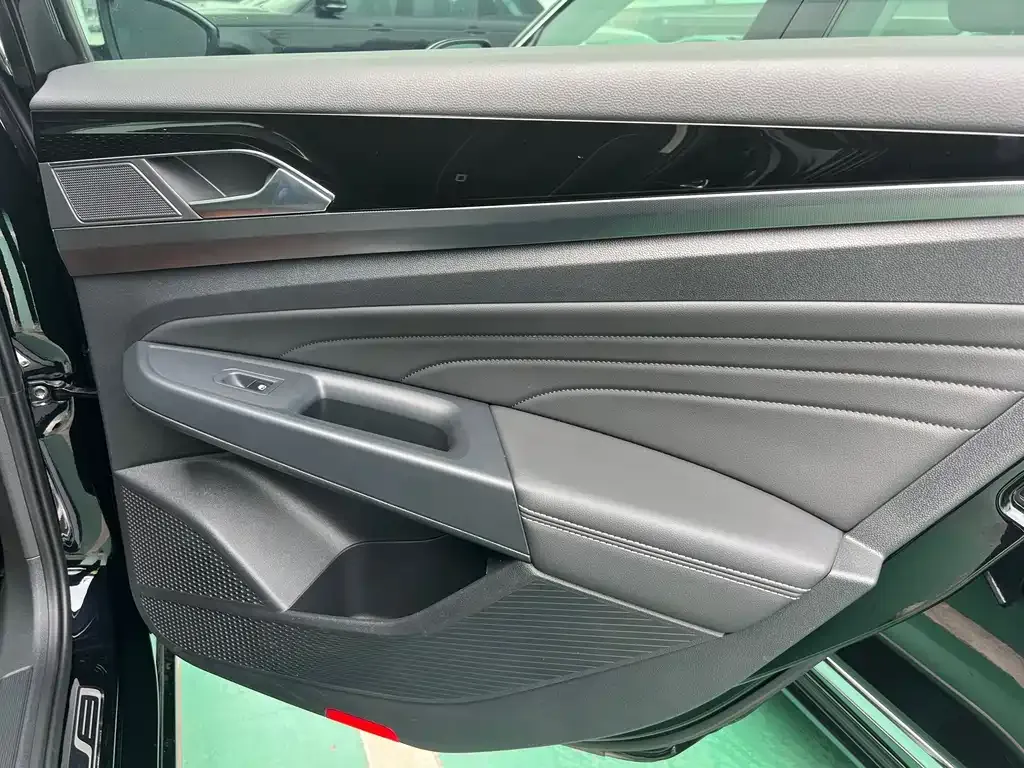 Volkswagen Passat — фото 6