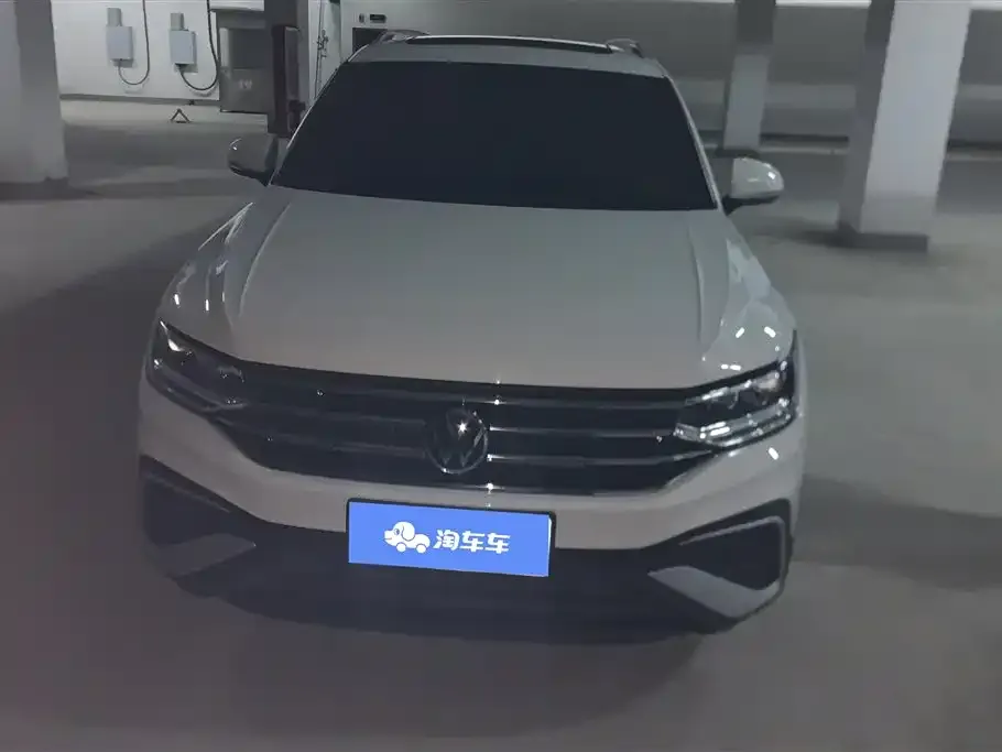 Volkswagen Tiguan L — фото 5